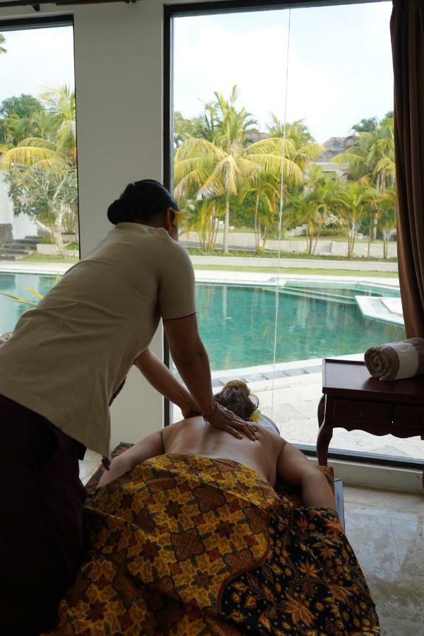 Hillstone Uluwatu Villa Ungasan Buitenkant foto